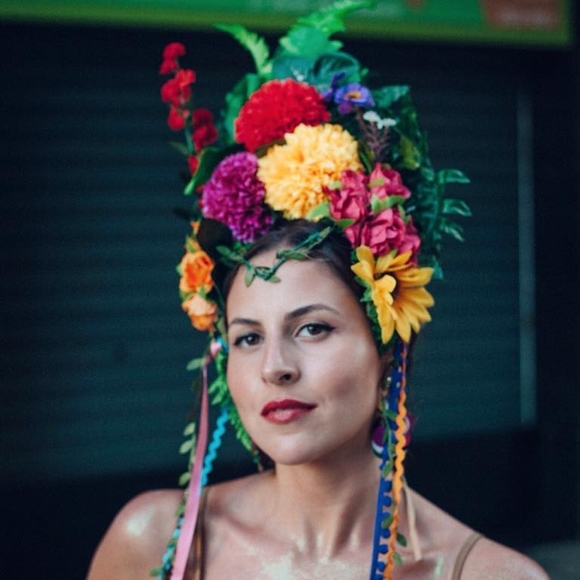 isabelanassif